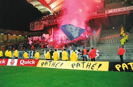 27-LYON-OM 02.jpg